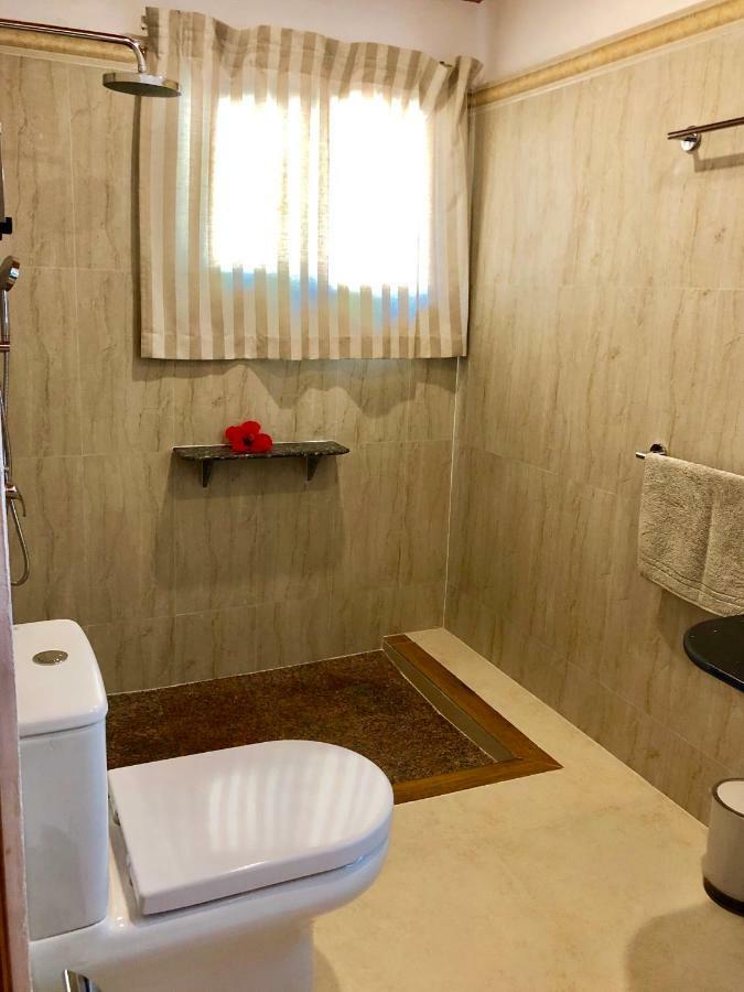 Le Grand Bleu Villas Baie Sainte Anne Екстериор снимка